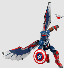 Load image into Gallery viewer, Lego Marvel New Captain America Construction Figure 359 Pieces 8+
